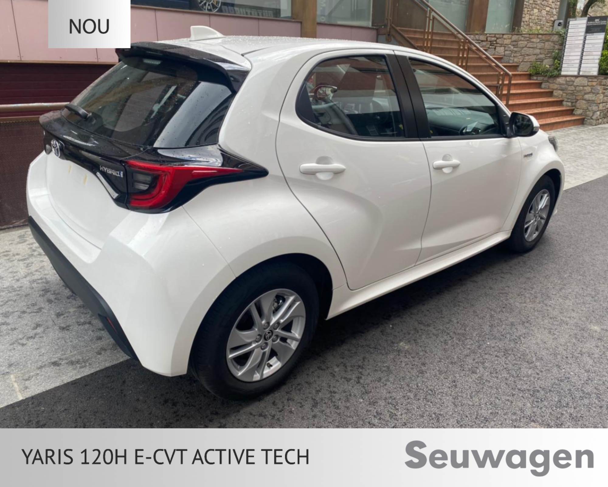 Toyota Yaris 120H e-CVT Active Tech