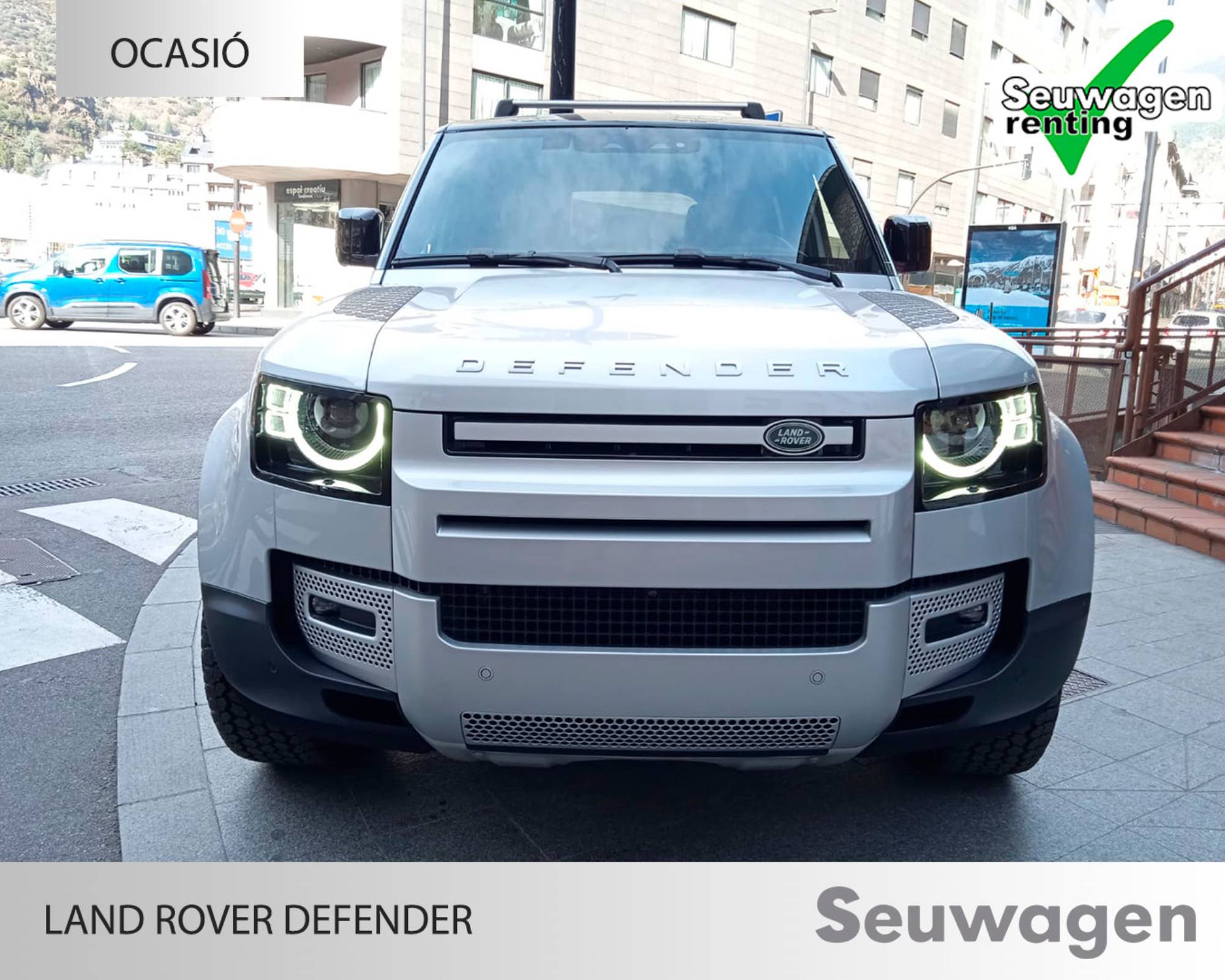 Land Rover Defender 