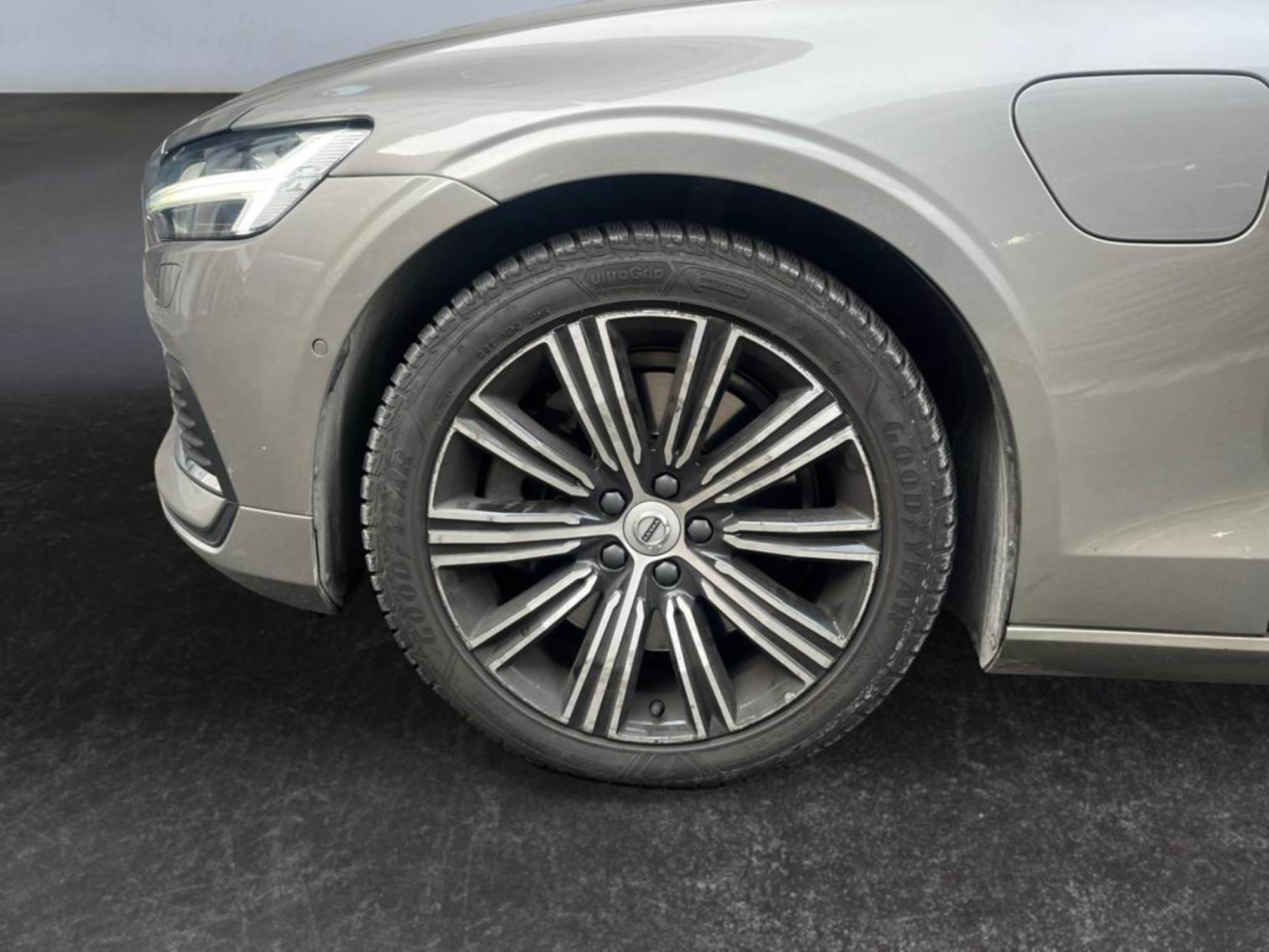 Volvo V60 T8 Twin Engine 