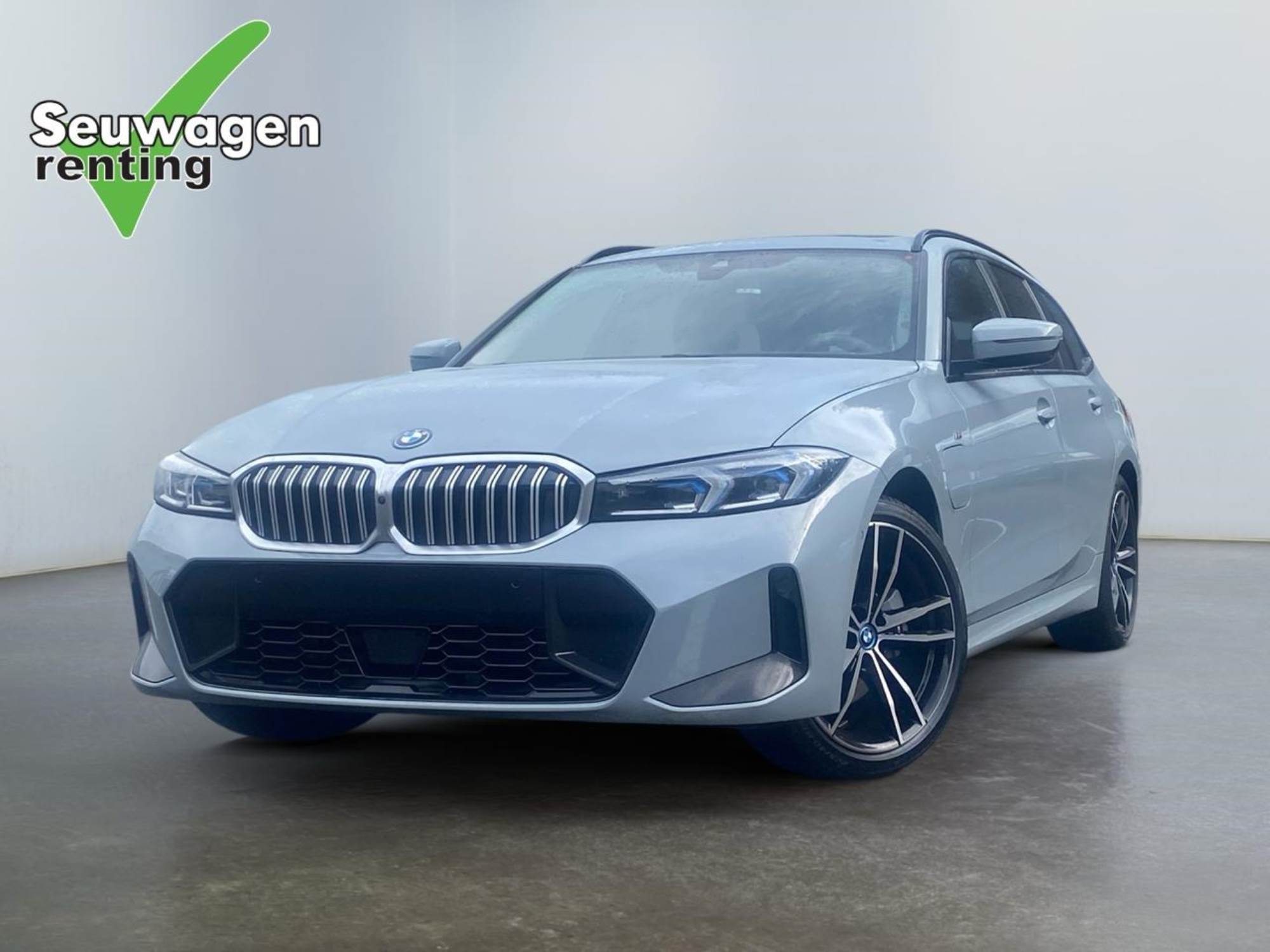 BMW 330e plug-in hybrid XDRIVE