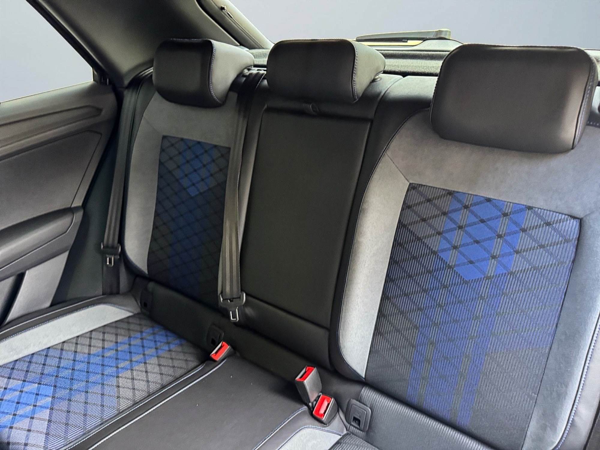 Volkswagen T-Roc R