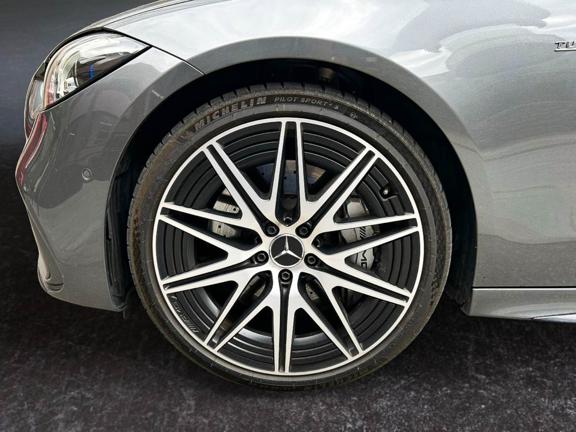 Mercedes-Benz C 43 AMG 4 MATIC