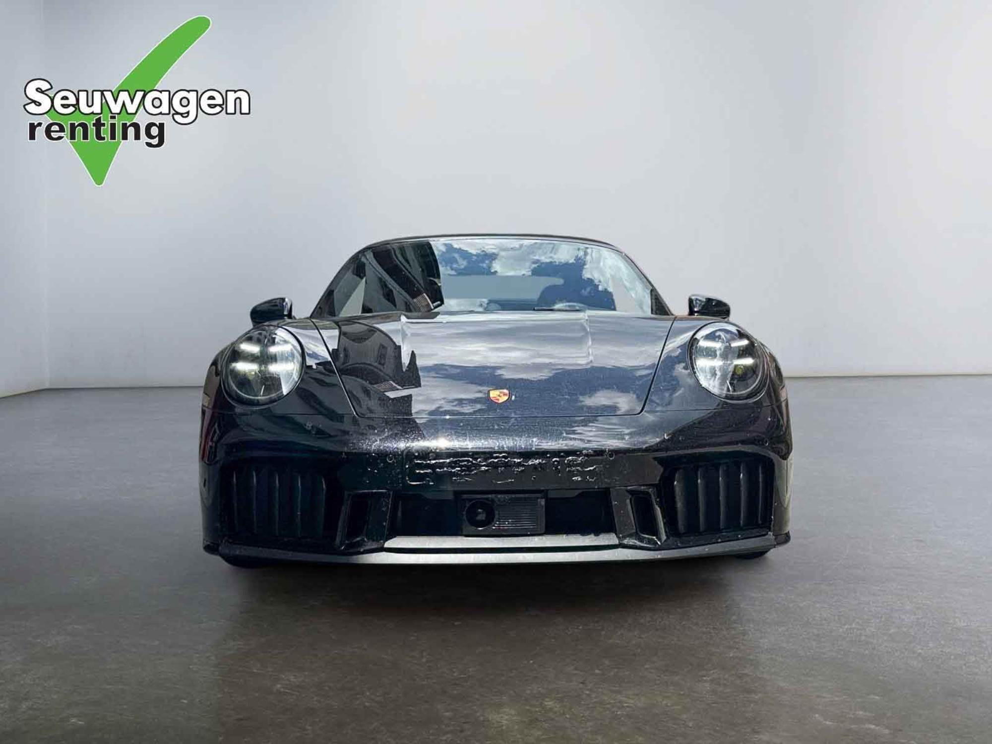 Porsche 911 - 991 Carrera 4 GTS 