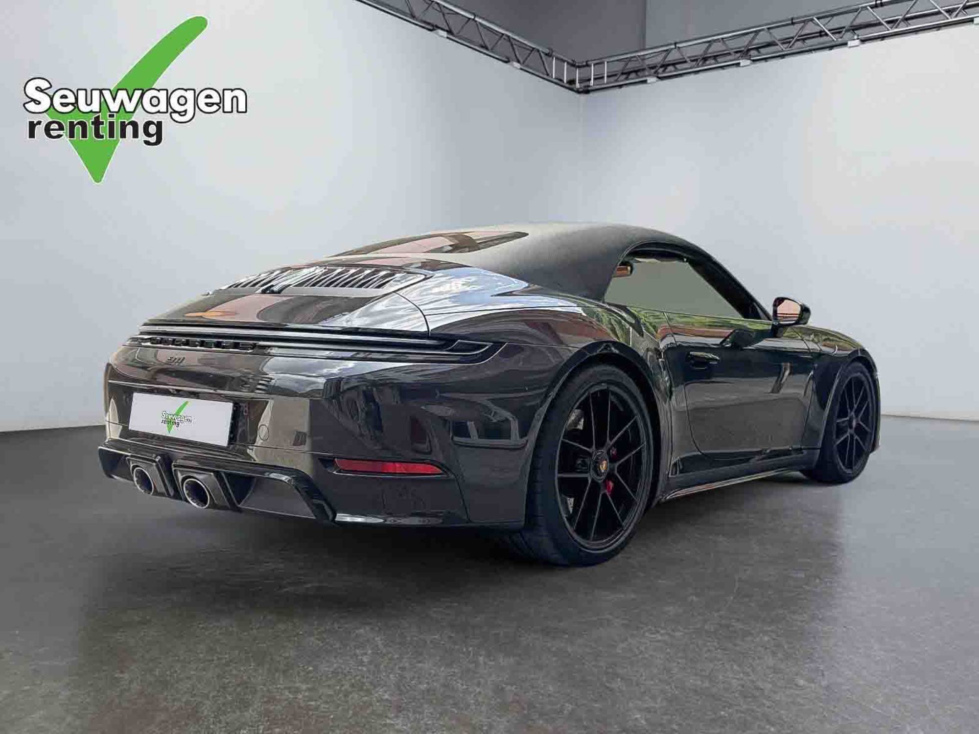 Porsche 911 - 991 Carrera 4 GTS 