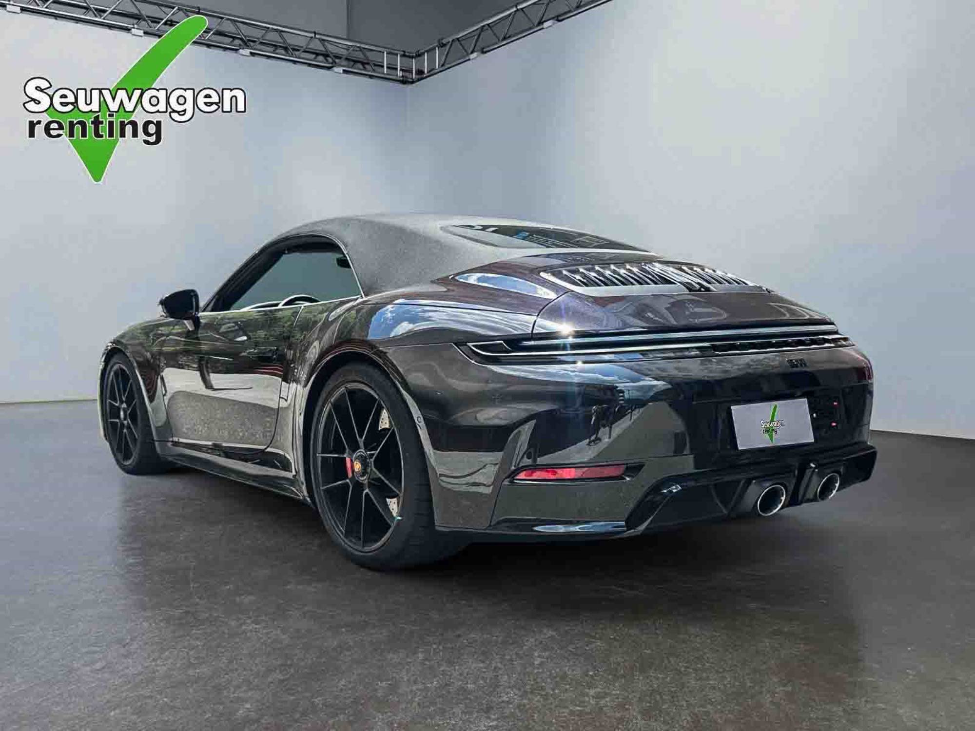 Porsche 911 - 991 Carrera 4 GTS 