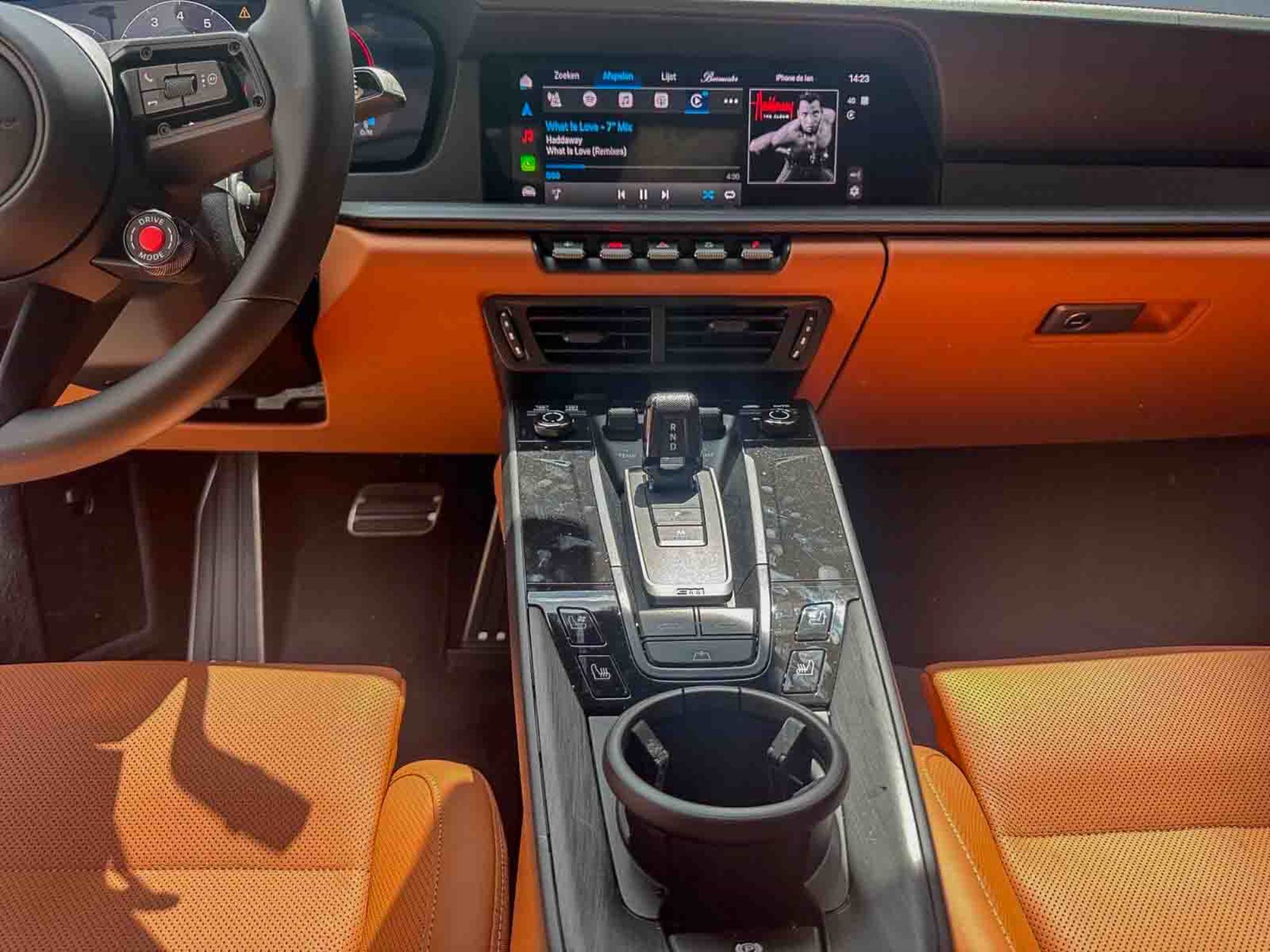 Porsche 911 - 991 Carrera 4 GTS 