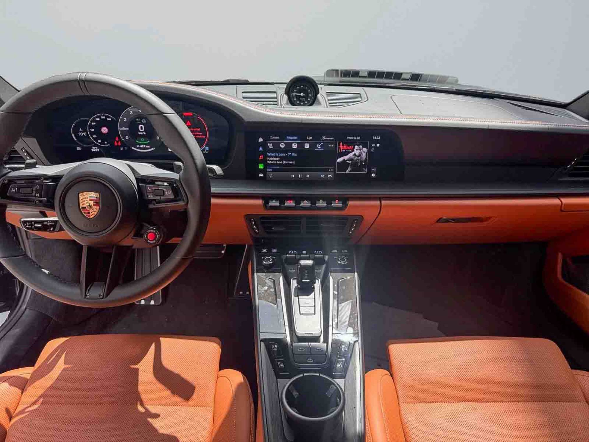 Porsche 911 - 991 Carrera 4 GTS 