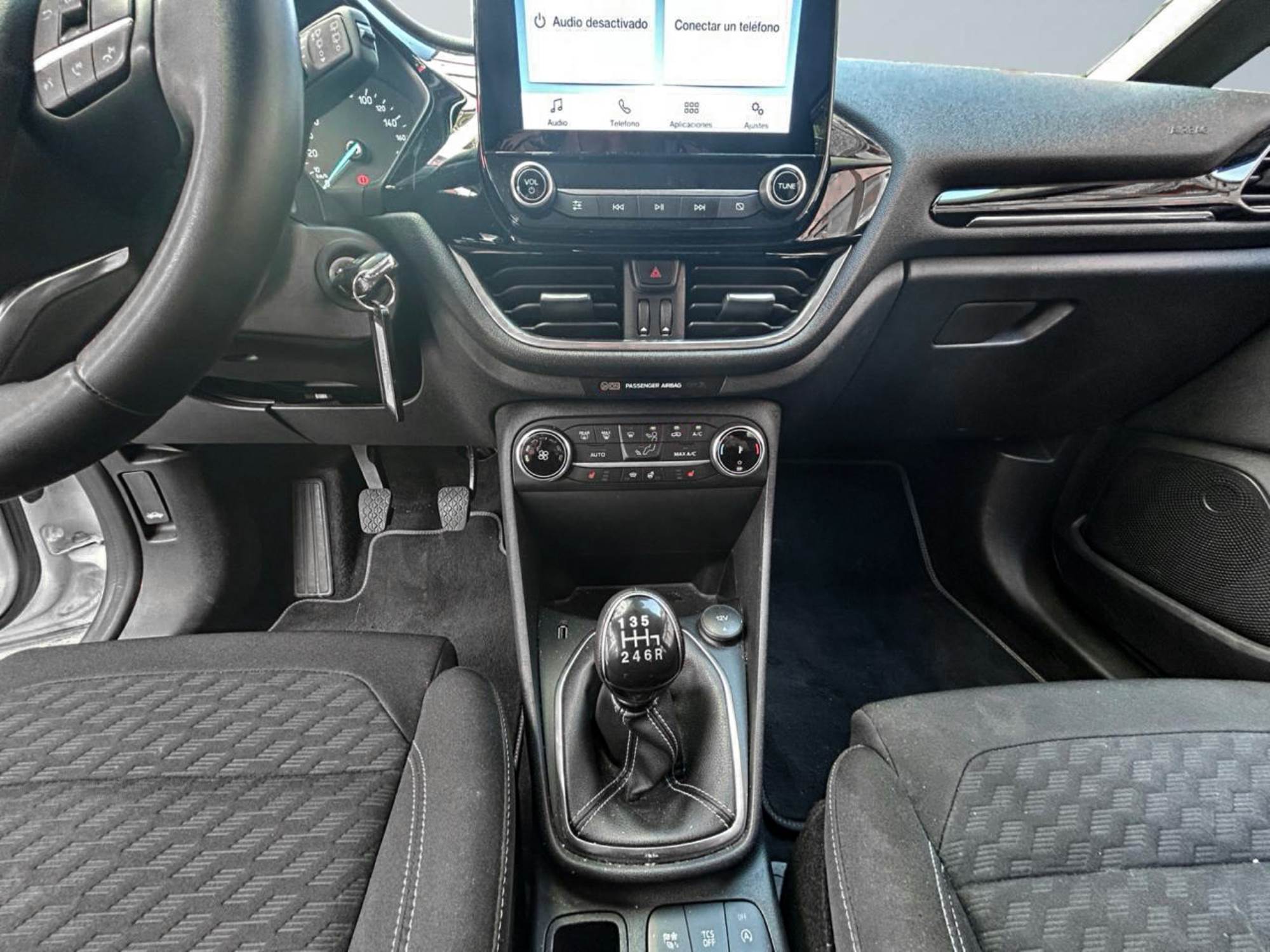 Ford Fiesta Híbrid gasolina