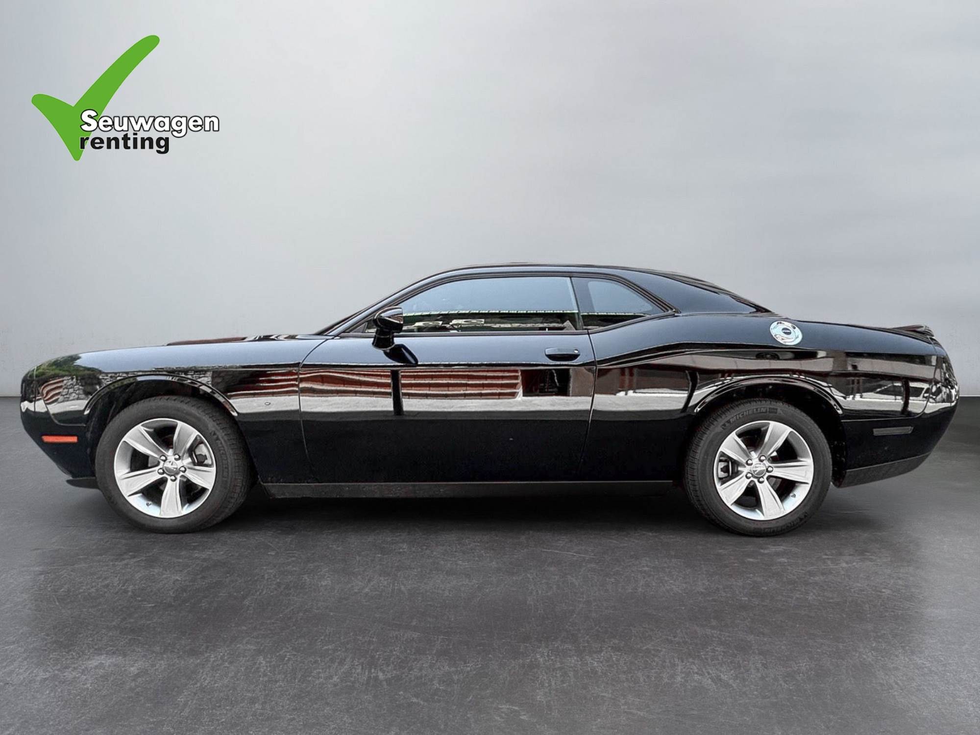 Dodge Challenger SXT