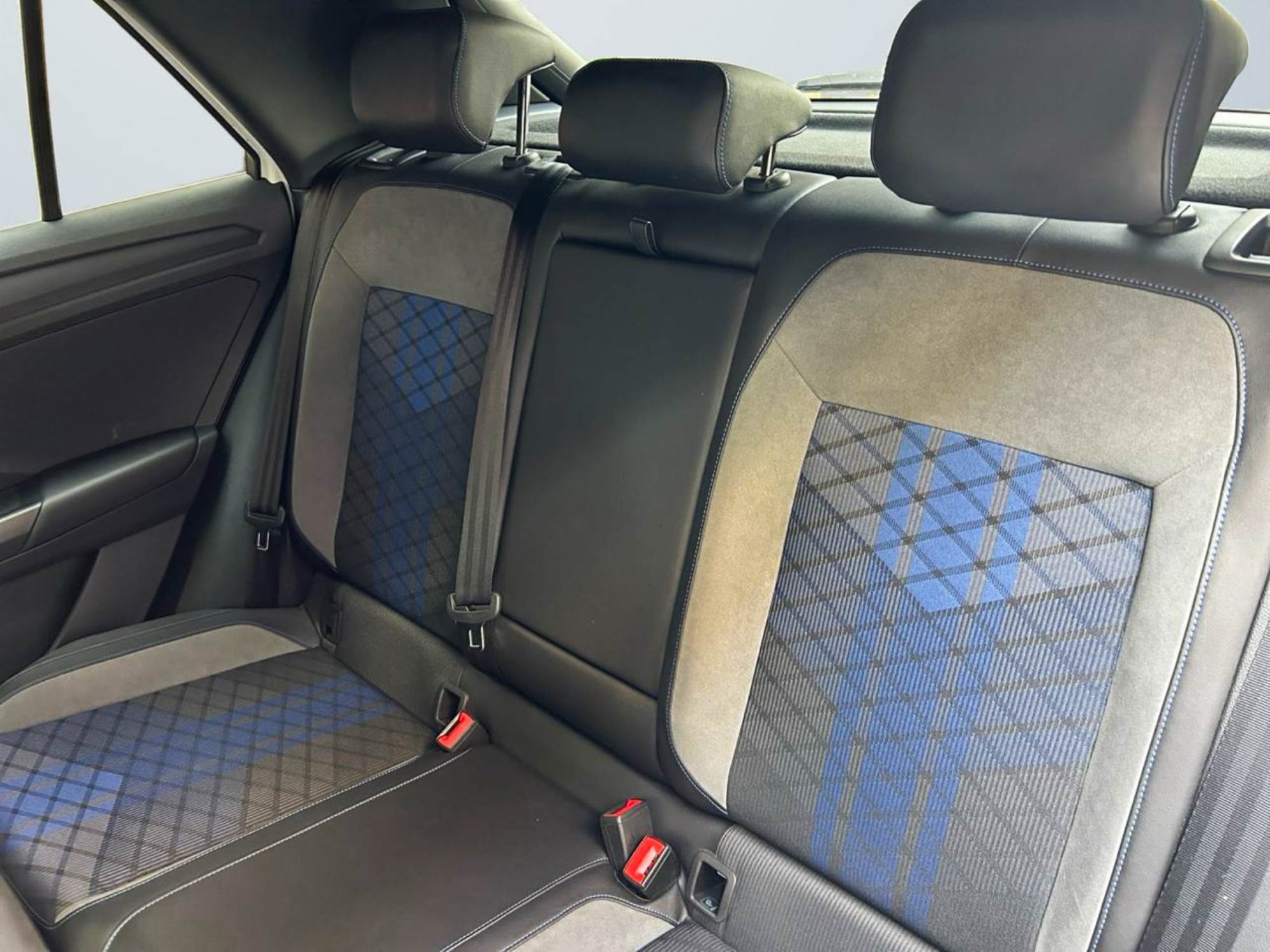 Volkswagen T-Roc R 300 Cv