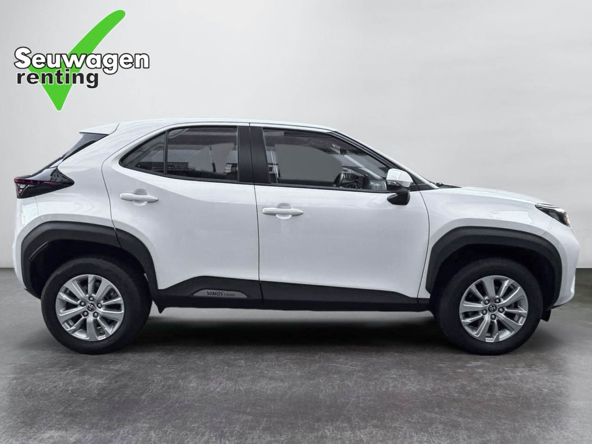 Toyota YARIS CROSS 4x4