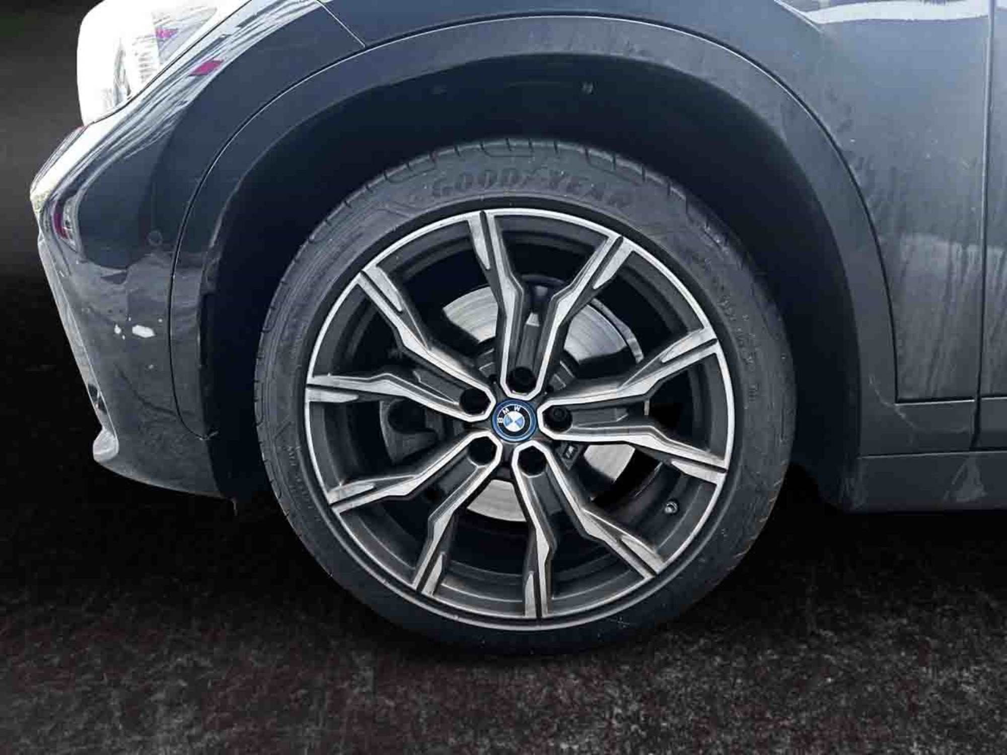 BMW X1 Xdrive 25e 220 CV