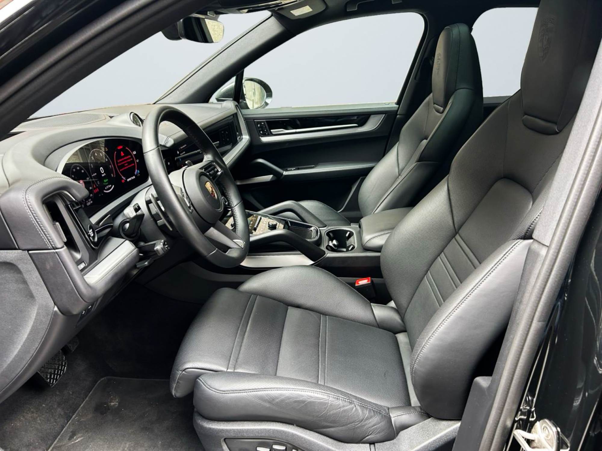 Porsche Cayenne Coupé e-Hybrid 470 CV