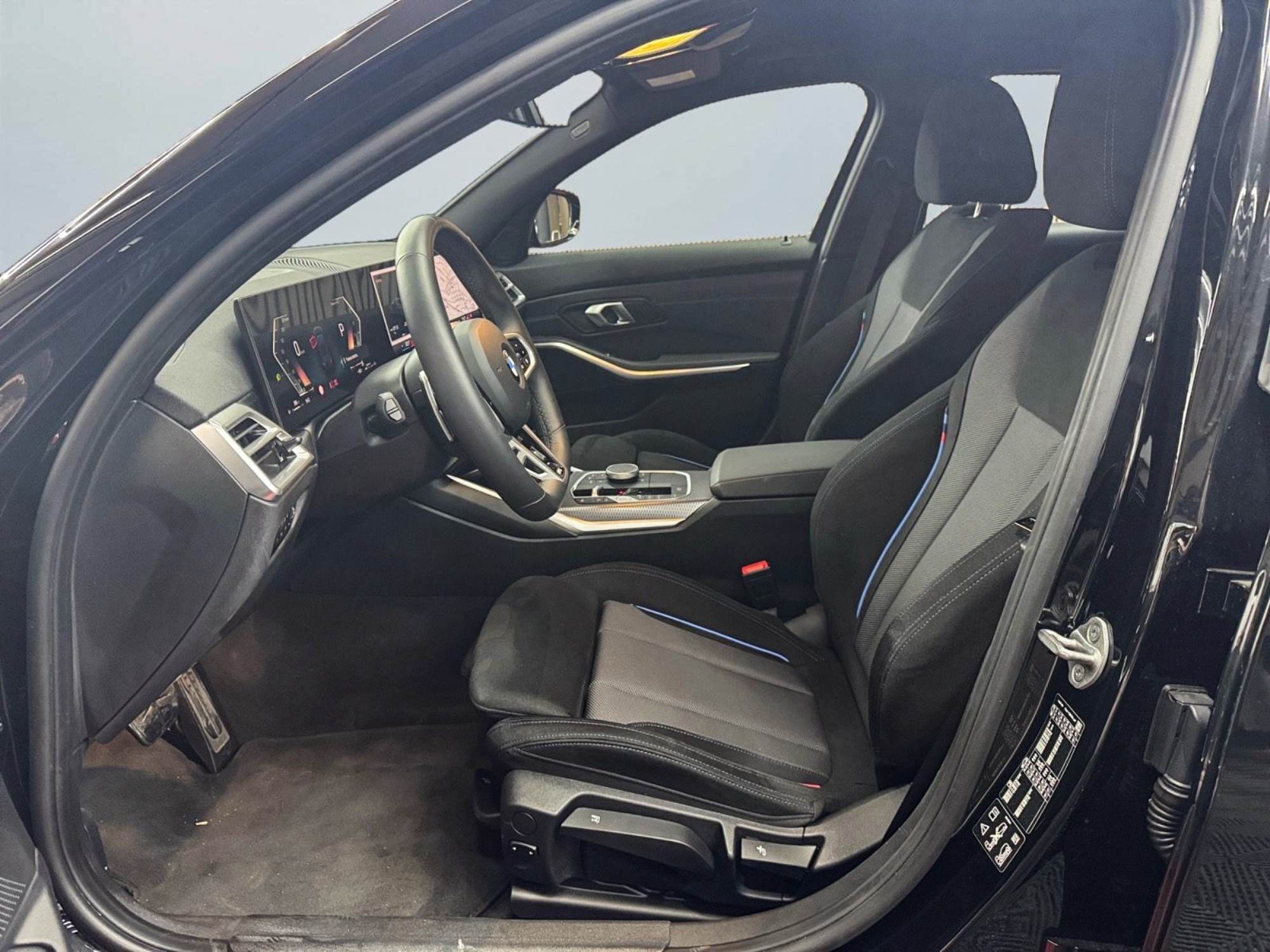 BMW 330 i XDRIVE 245 CV