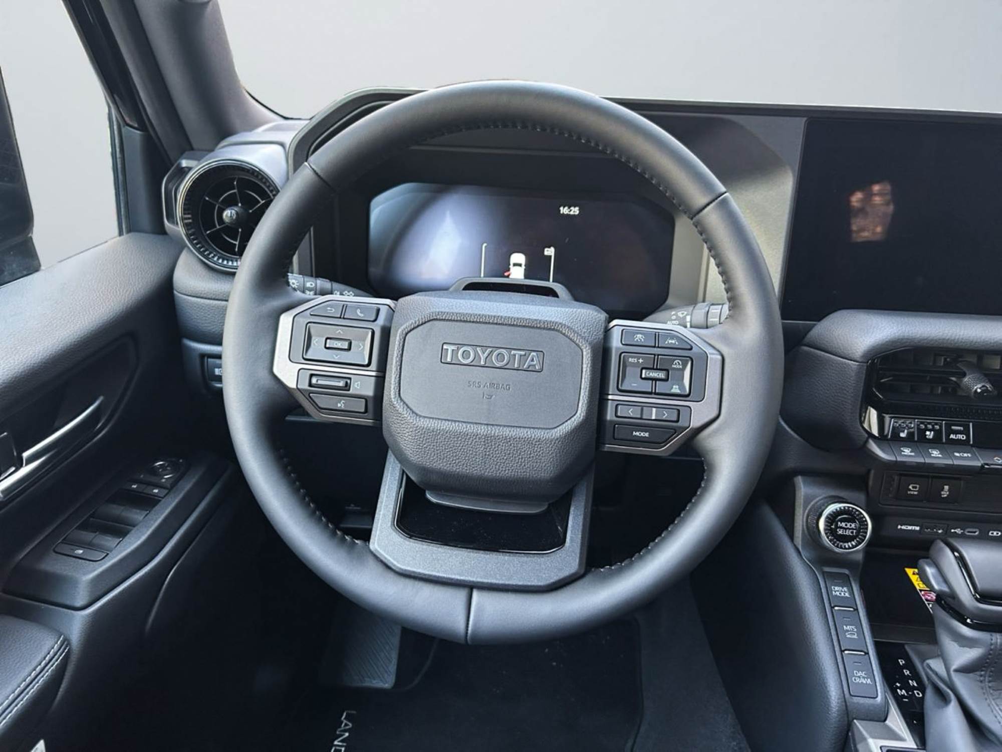 Toyota Land Cruiser 250 VX