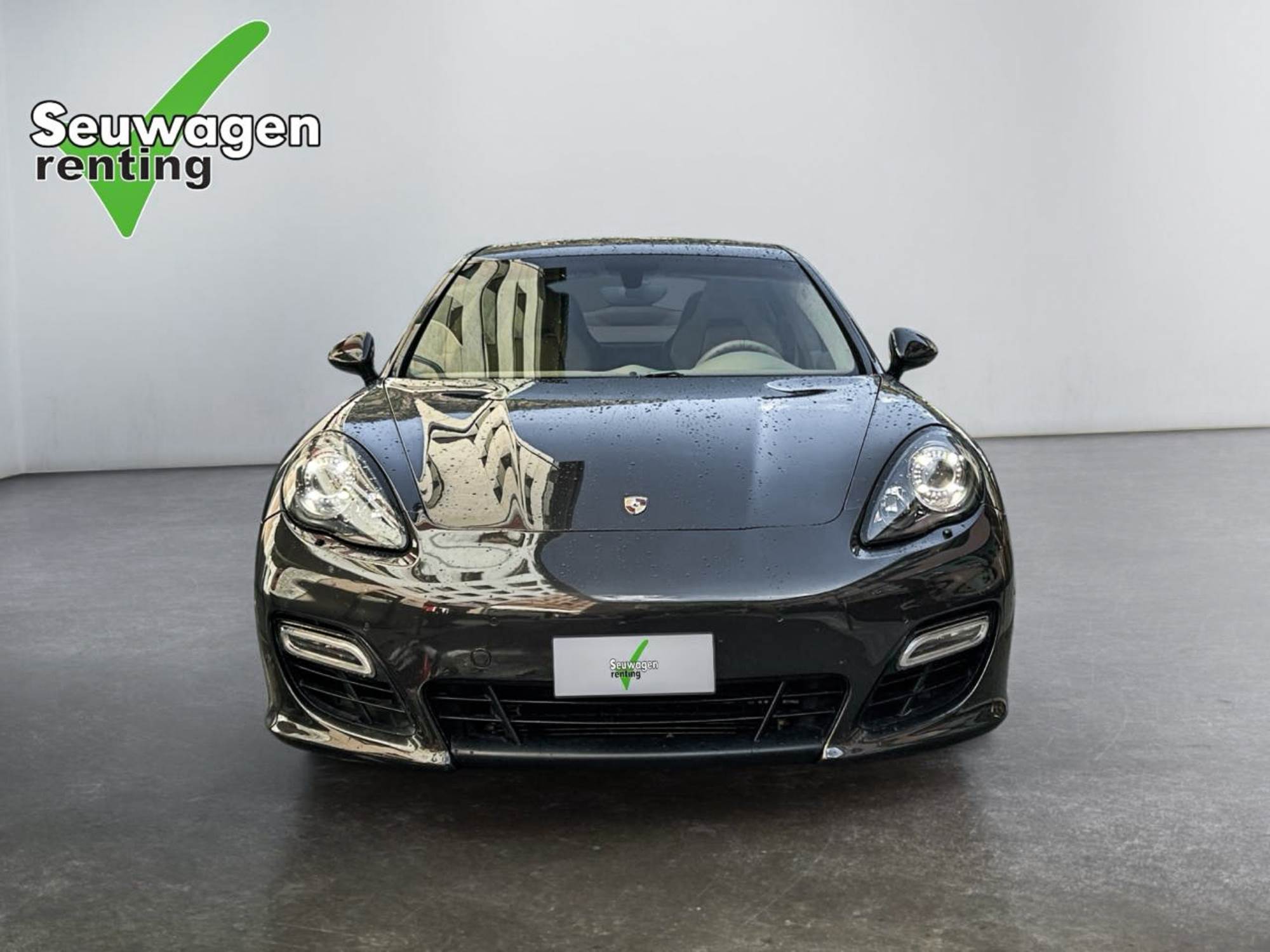 Porsche Panamera GTS 