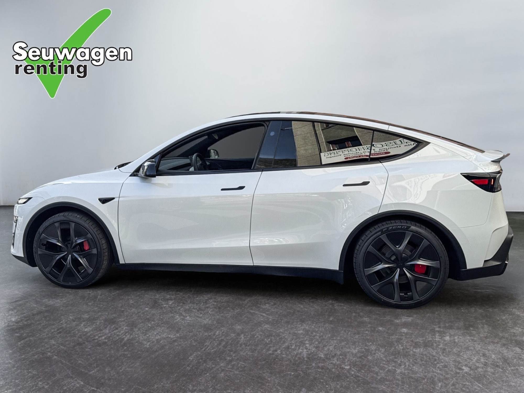 Tesla Model Y Performance 