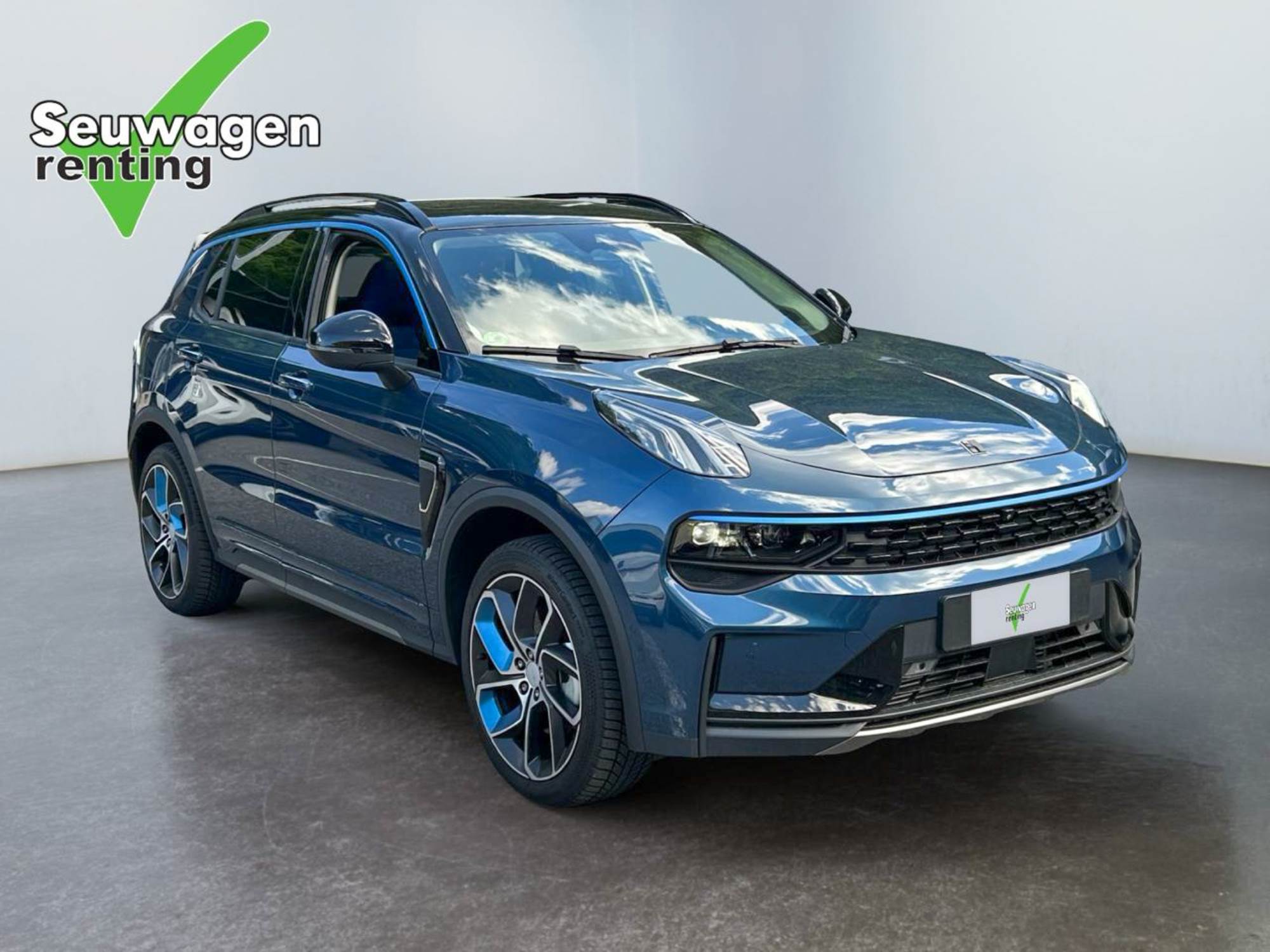 Lynk&Co 01 261 Cv