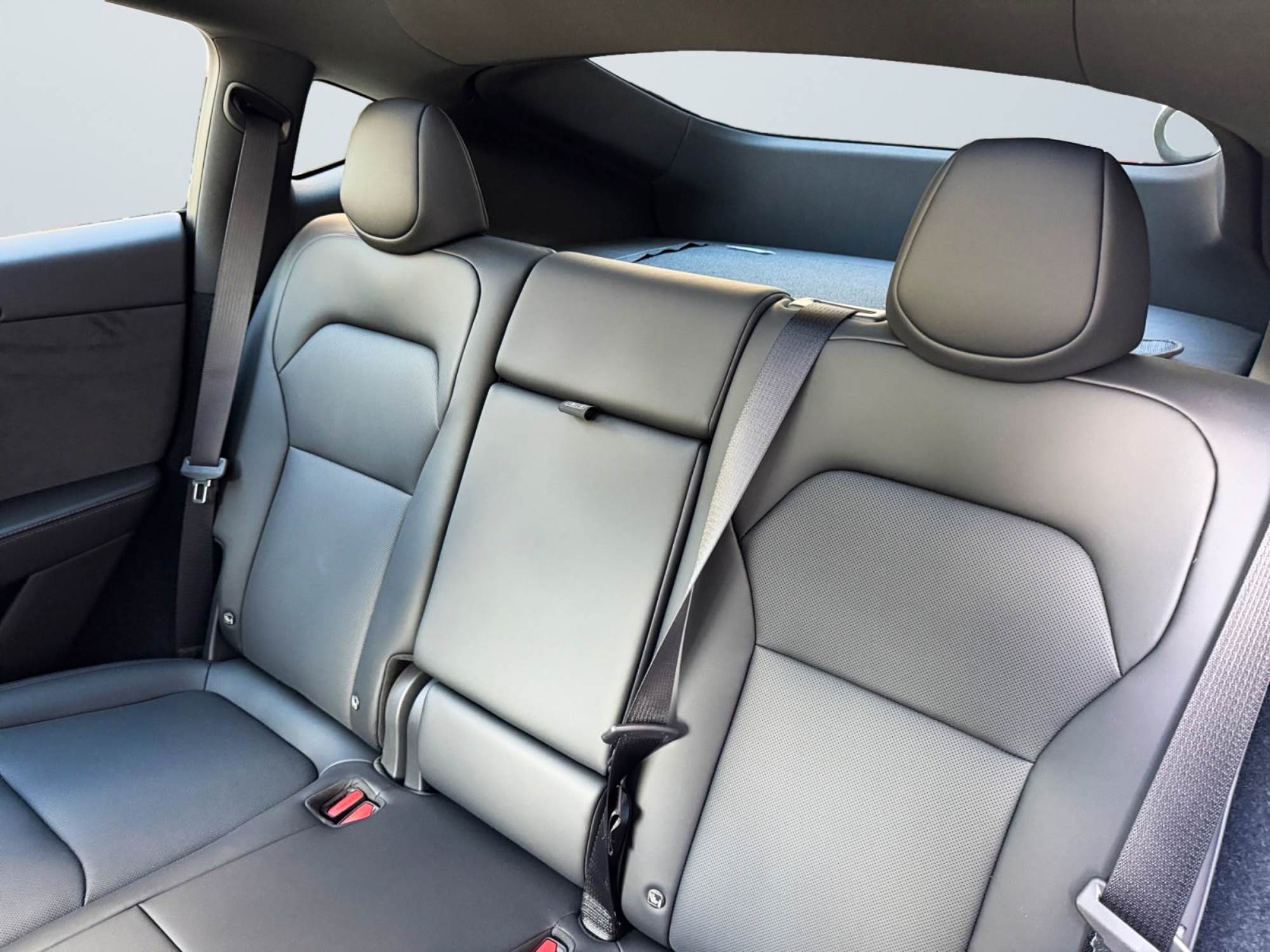 Tesla Model Y Dual Motor 497 CV