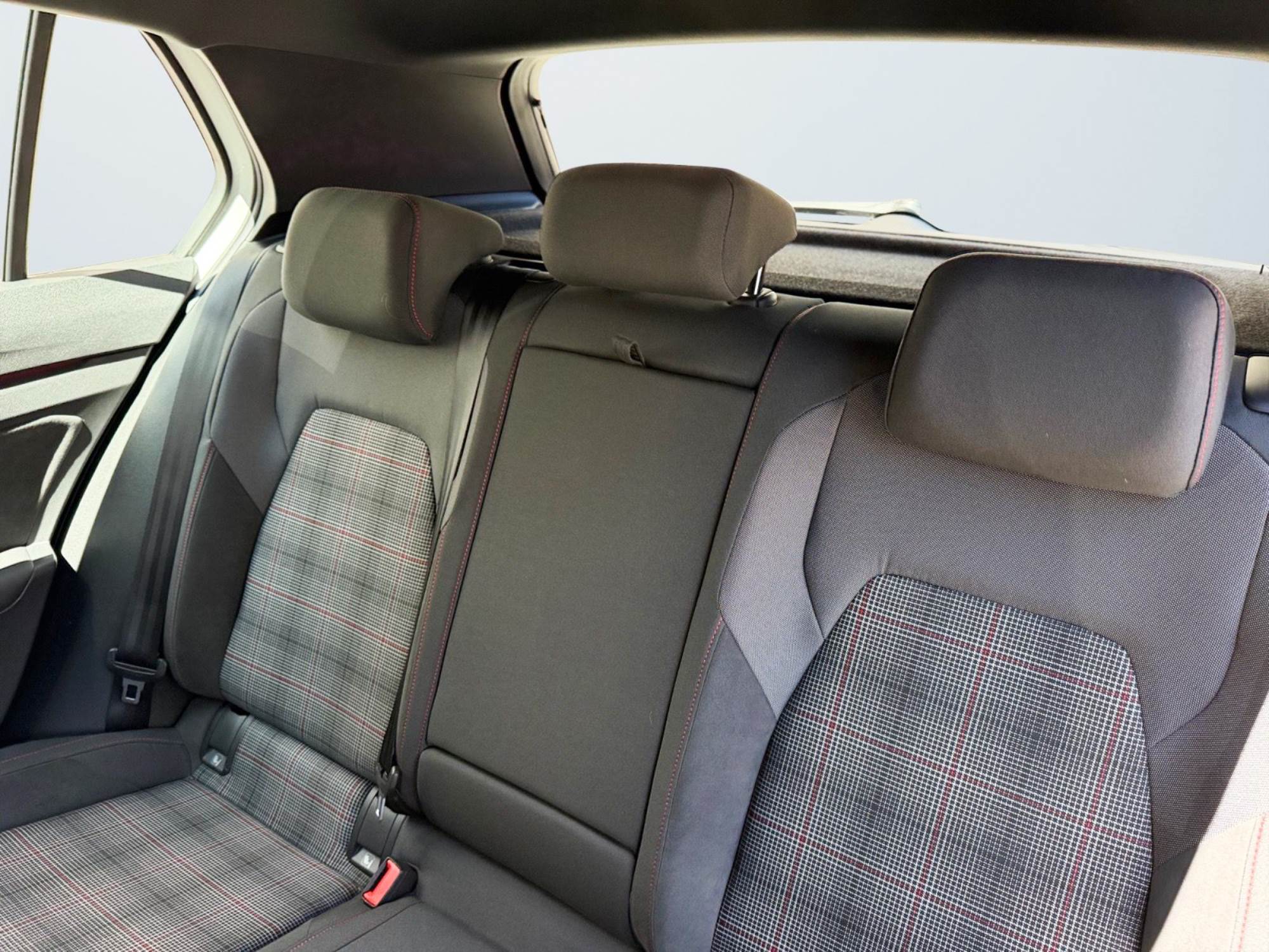 Volkswagen Golf GTI 245 CV