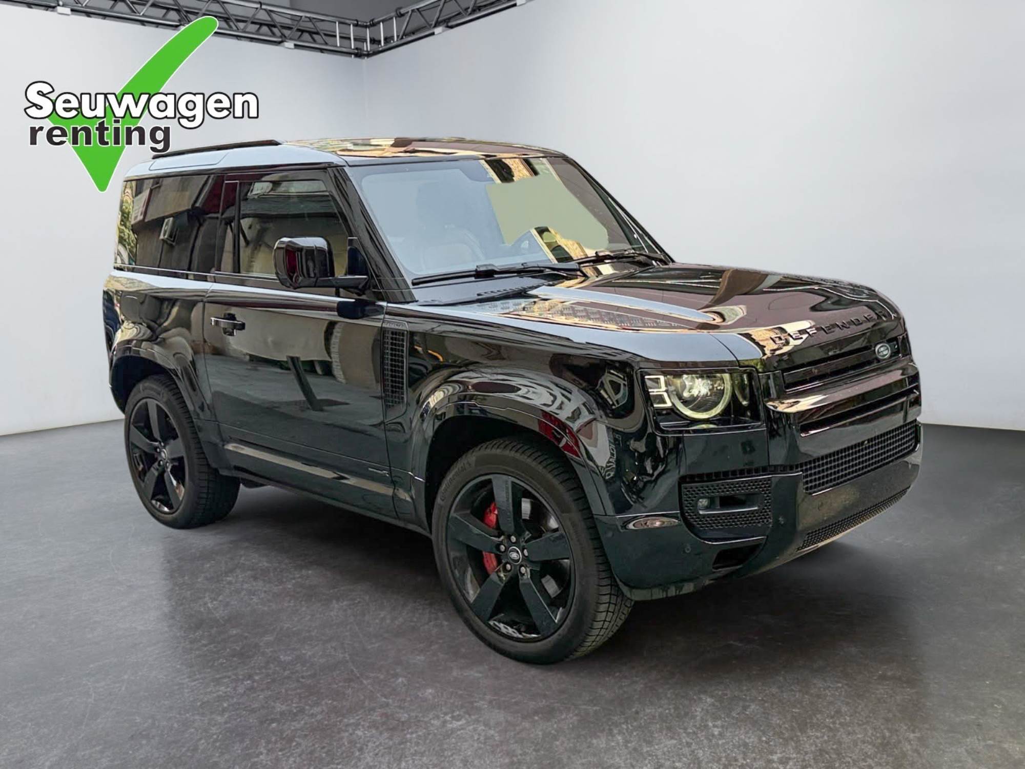 Land Rover Defender P400 
