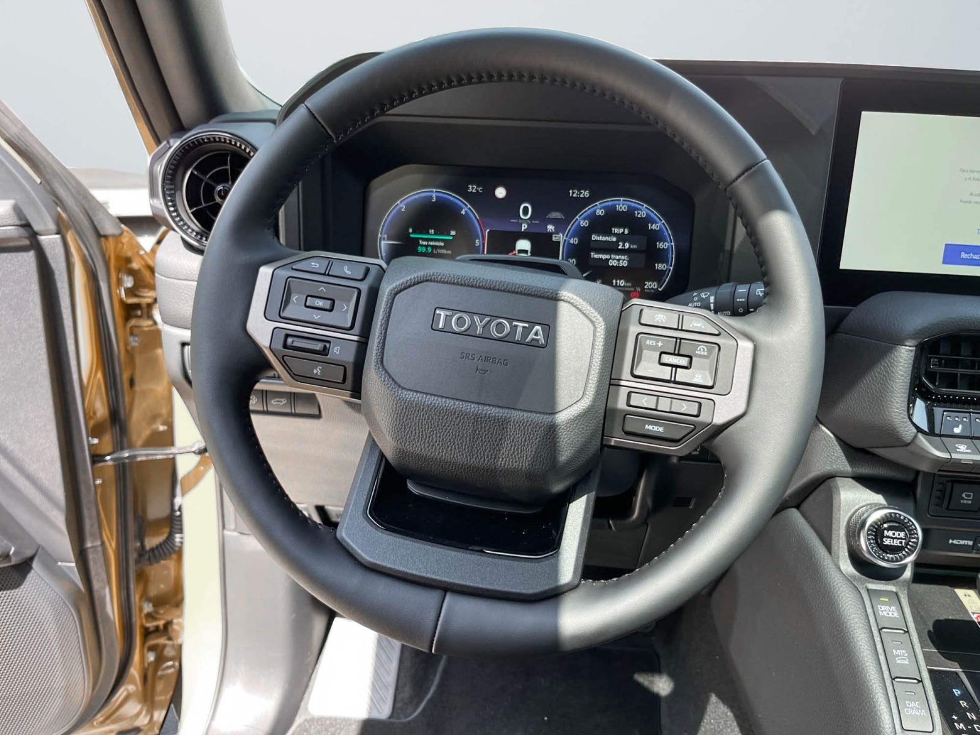 Toyota Land Cruiser CV 205 CV
