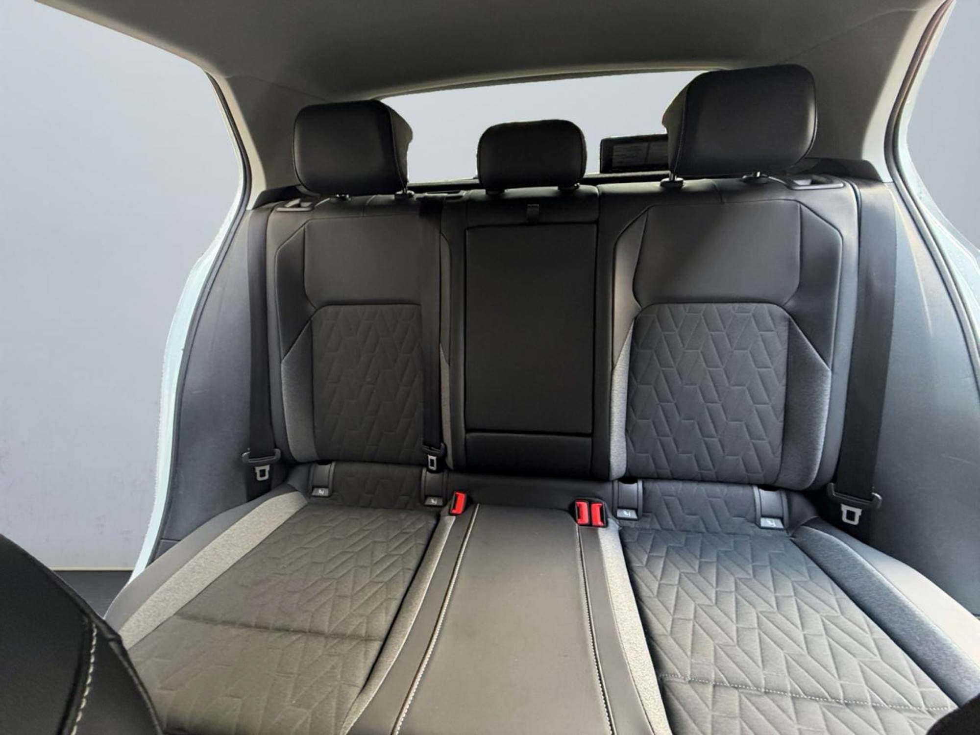 Volkswagen Golf VIII 150 CV