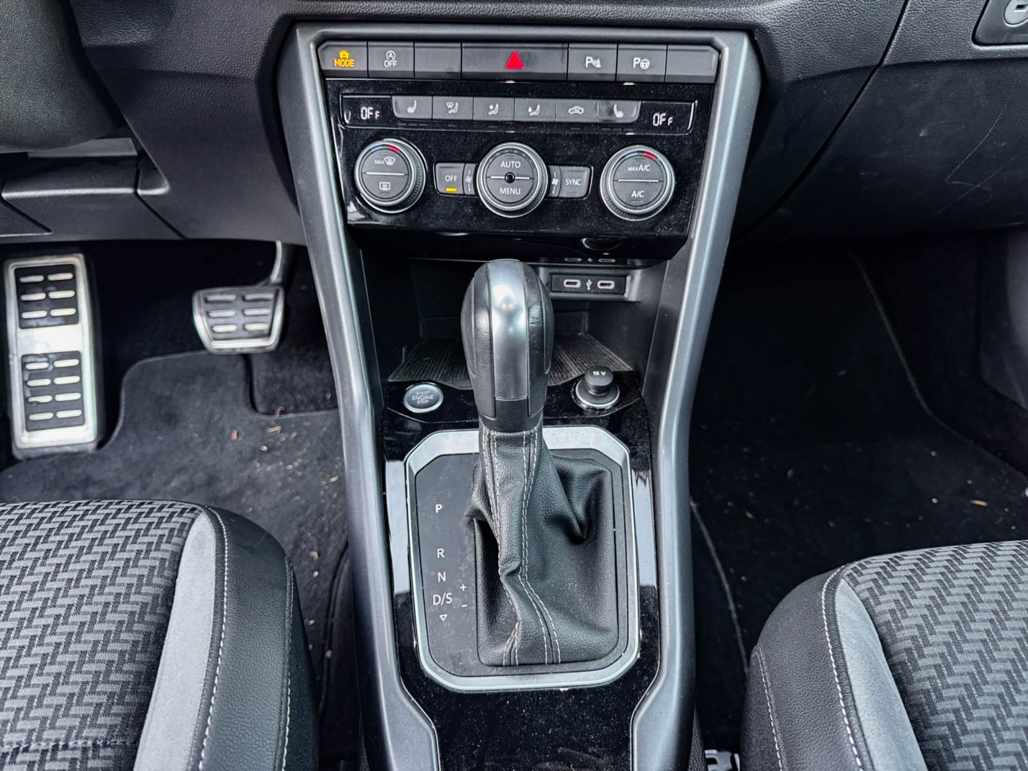 Volkswagen T-Roc Cabrio R-line 150 CV