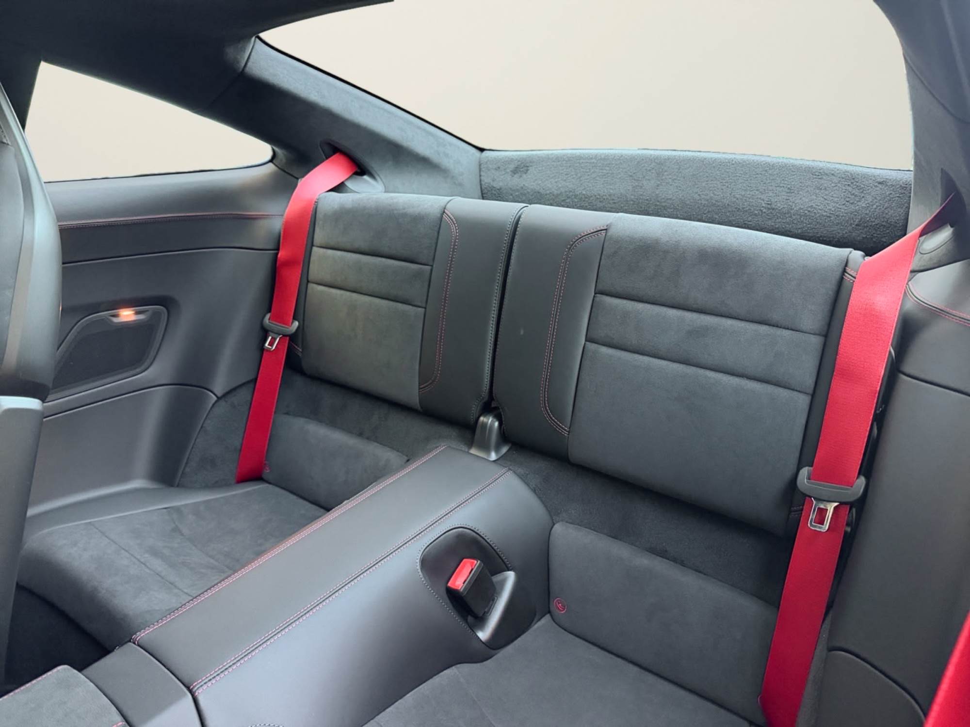 Porsche 911 992 Carrera 4 GTS 541 CV