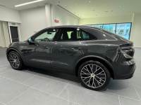 Porsche Macan 4 Electric