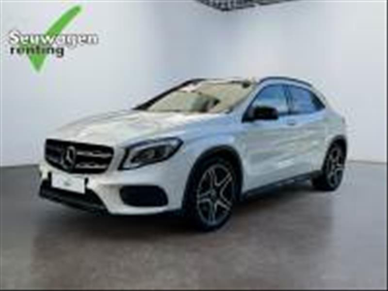 Mercedes-Benz GLA 220 d 4 MATIC