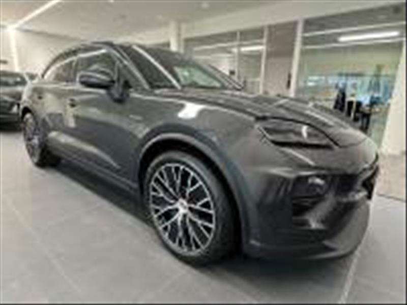 Porsche Macan 4 Electric