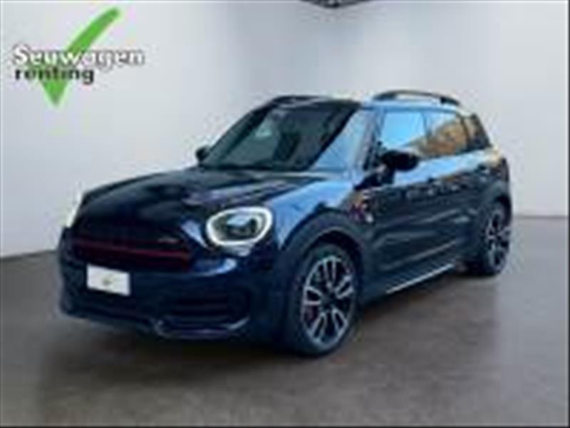 MINI JCW Countryman 